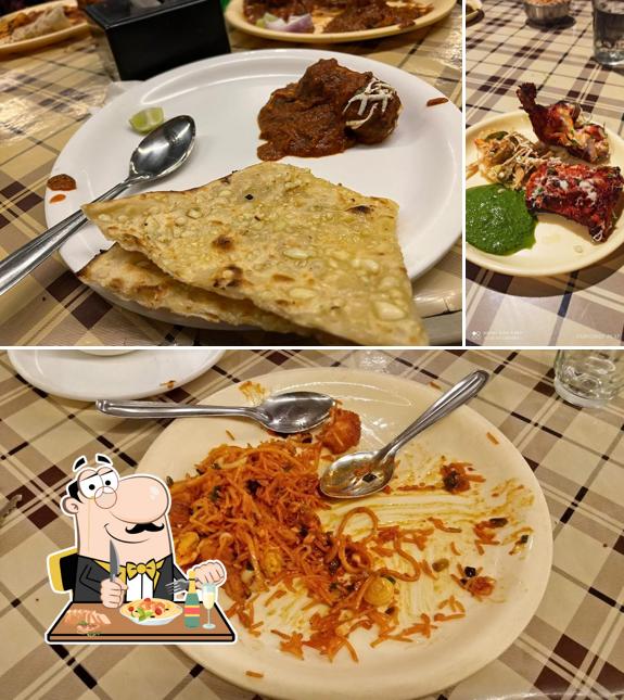 Pad thai at जय मल्हार ढाबा