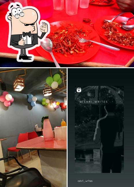 Look at this picture of THE KITCHEN