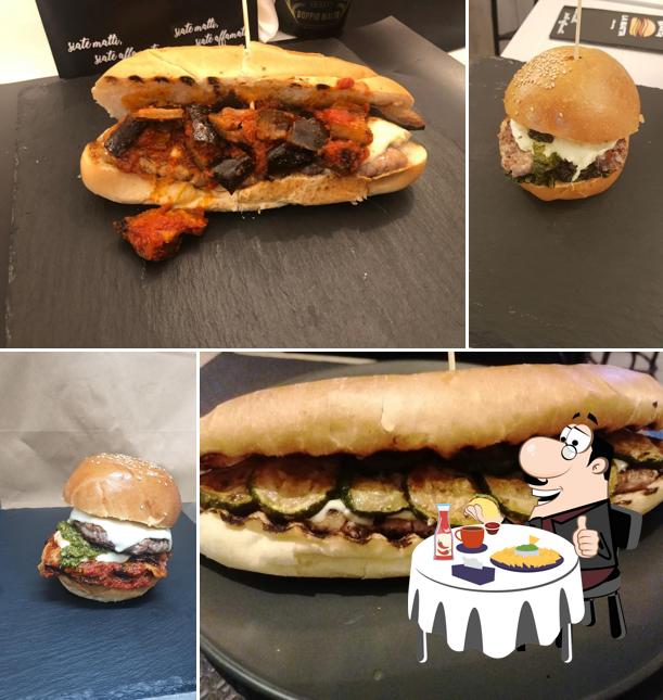 Ordina un hamburger a Marta La Matta