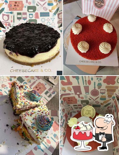 Red velvet cake at Cheesecake & Co