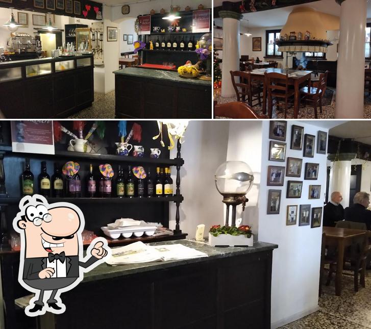 Siediti a un tavolo di Al Bachero