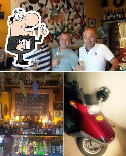 Ecco un'immagine di Caffè Accademia