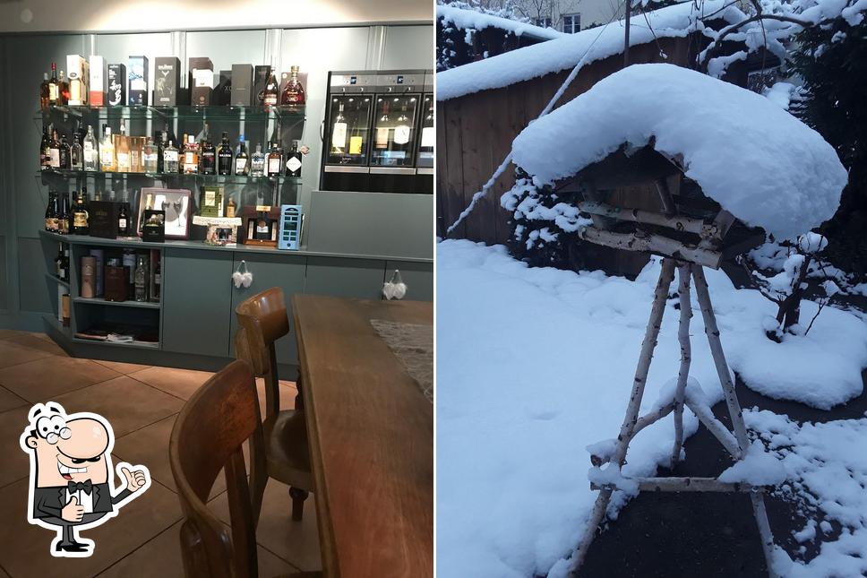 Vedi questa immagine di Weinbar Rössli