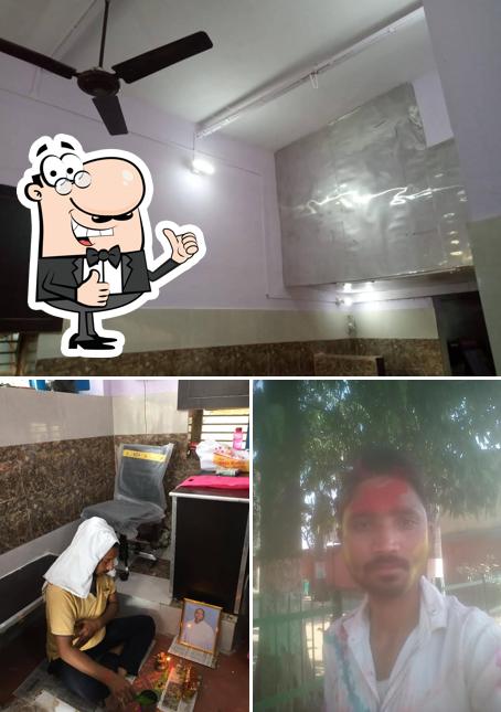 Here's a picture of New Hitkari Bhojnalay