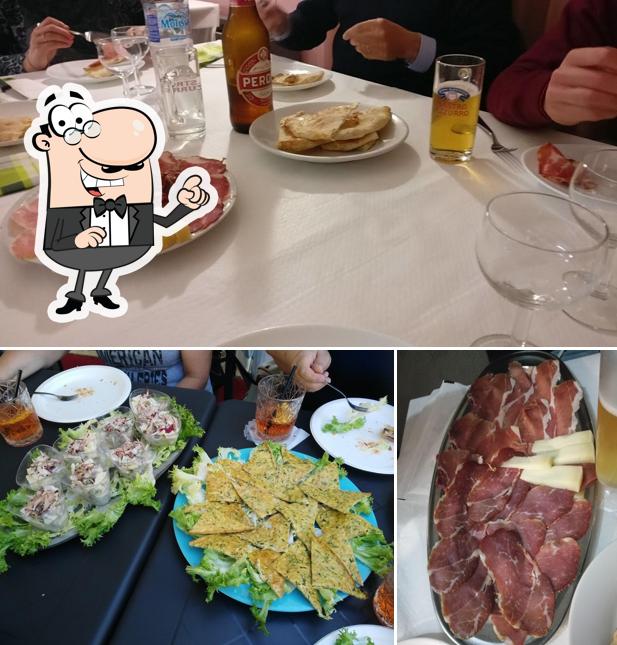 Dai un'occhiata agli interni di Pizzeria IL RITROVO Da Corrado