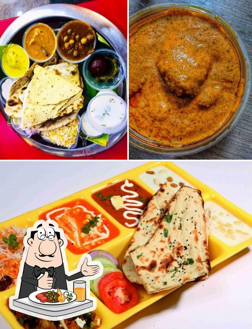 Food at Sanskriiti, Buliding No.5