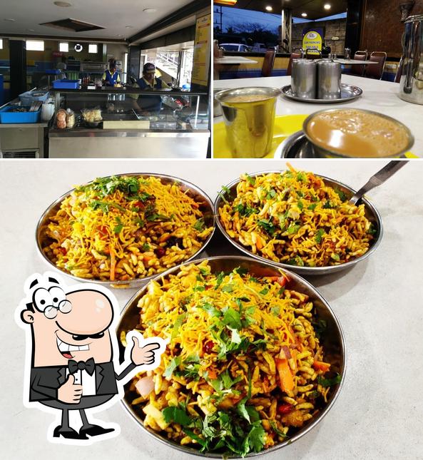 Here's a pic of Adyar Ananda Bhavan - A2B