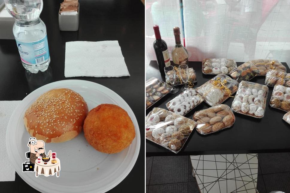 Cibo al Bar Delizie di Sicilia Sas