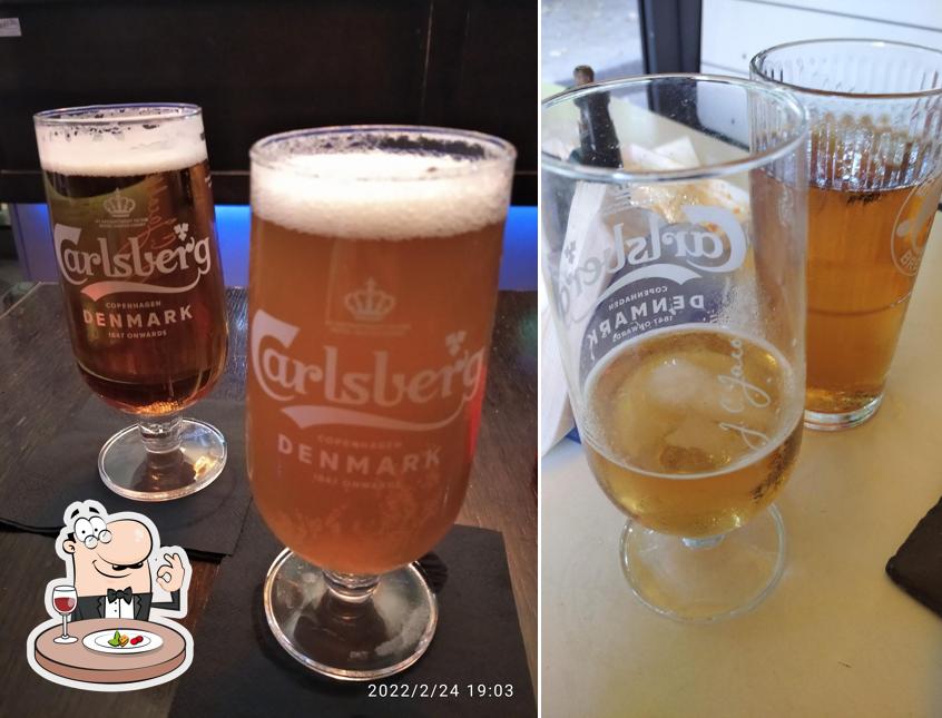 Platti al Number Five Video Cafè