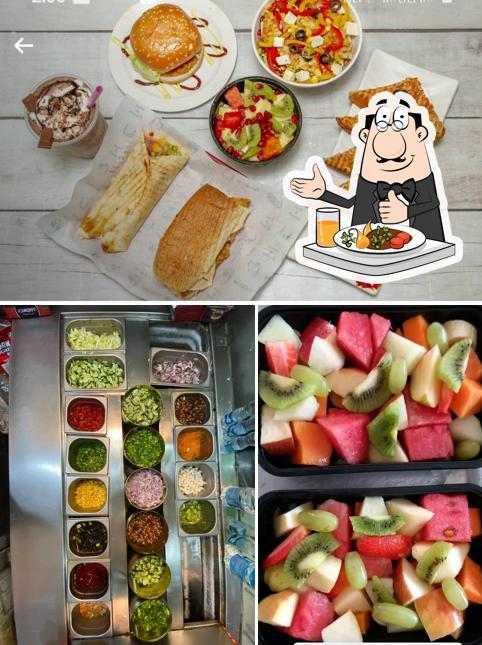 SALAD MAESTRO is distinguished by food and interior