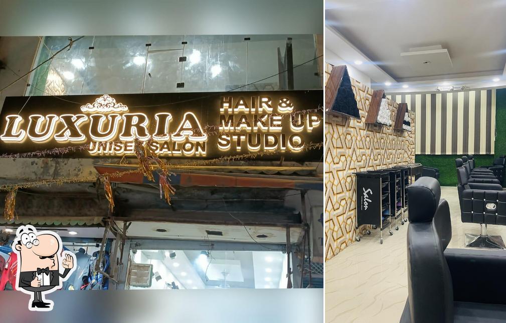 See this photo of Shree Jee