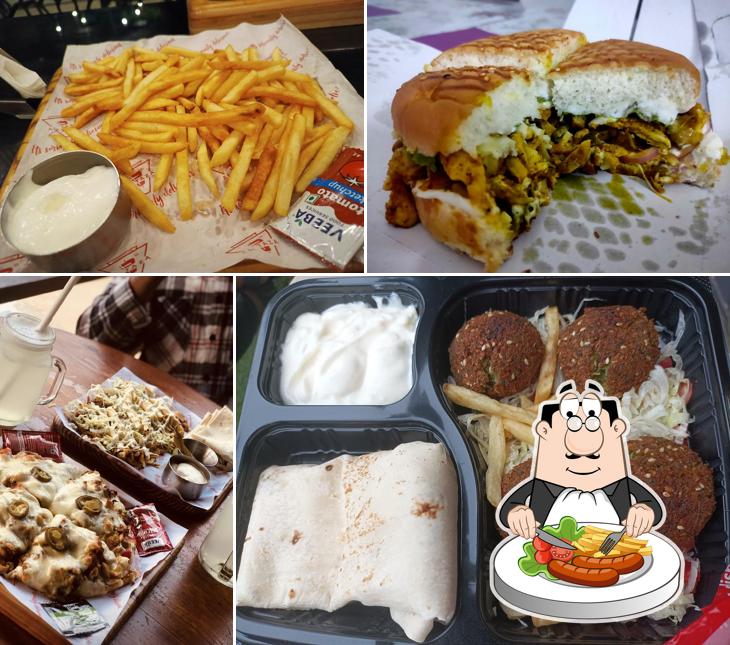 Pulled pork sandwich at Al Taza - Aluva