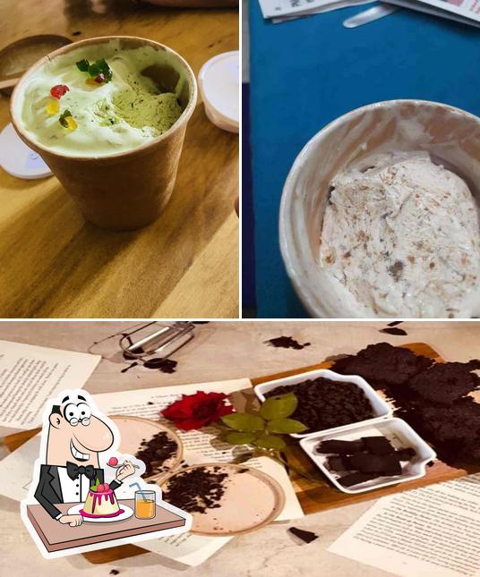 Scoops Of Joy serves a variety of desserts