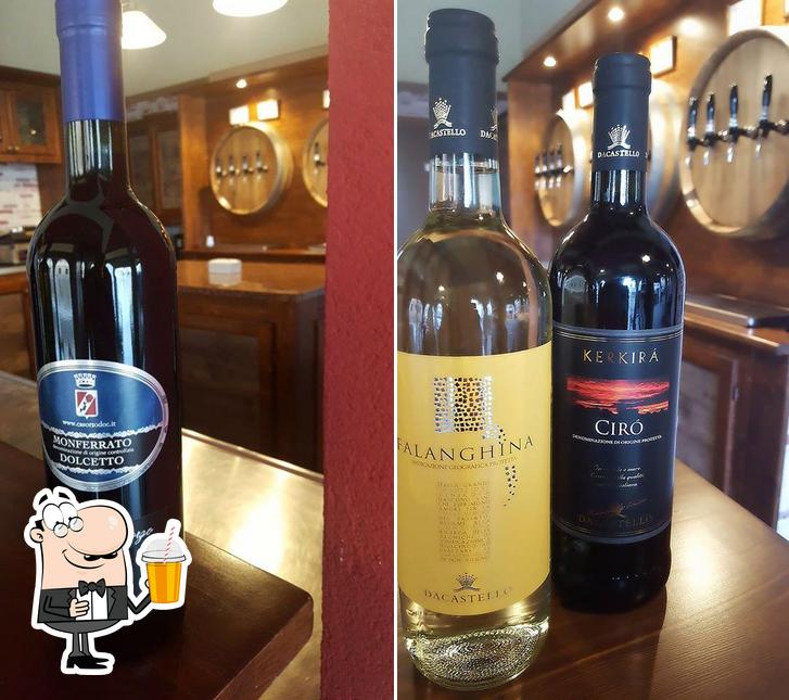 Goditi qualcosa da bere a La Cantina dei Sapori