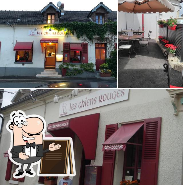 L'extérieur de Auberge Des Chiens Rouges