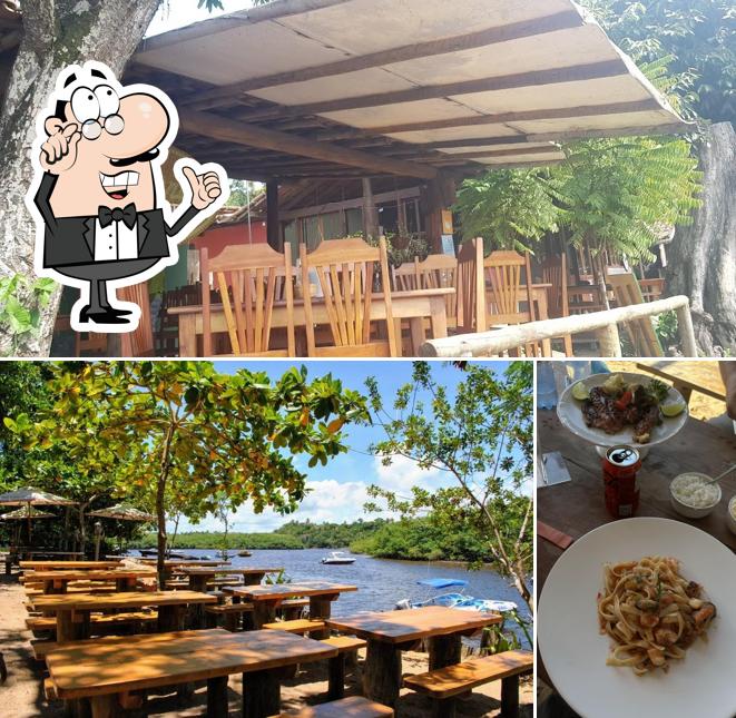 Sente em uma das mesas no Restaurante Biribiri