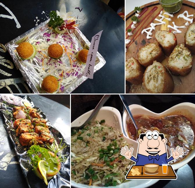 Food at Tree House (Cafe)