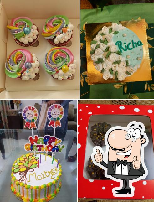 Look at the photo of Sponge Treat