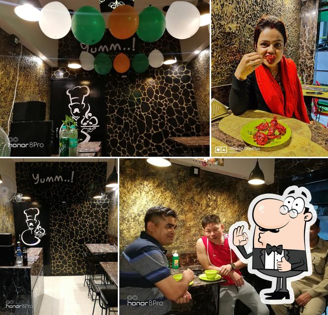 Look at this image of yumm..! A chinese restaurant