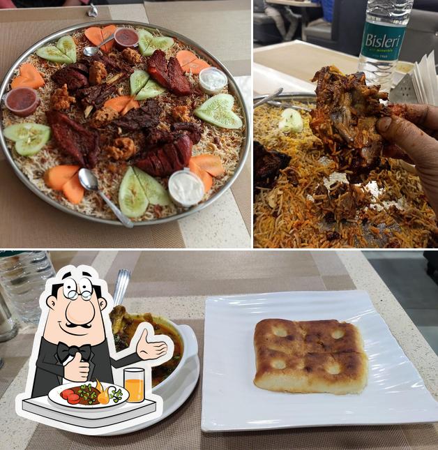 Meals at Captain Cook Restaurant