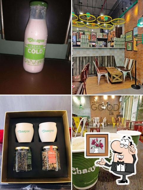 Take a seat at one of the tables at Chaayos Chai+Snacks=Relax