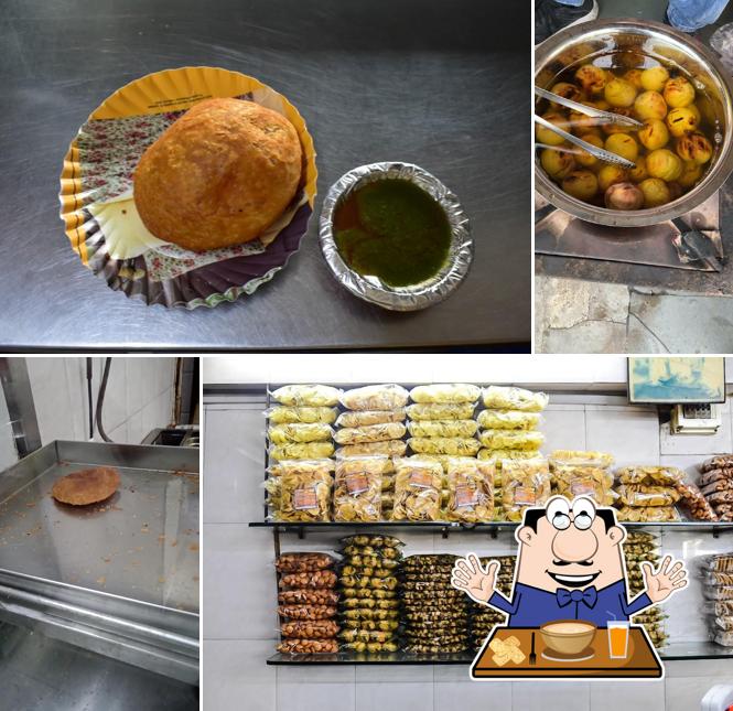 Meals at Nagar Farsan Corner