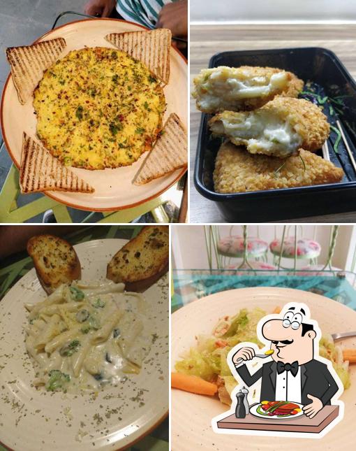 Food at Snack & The Beanstock