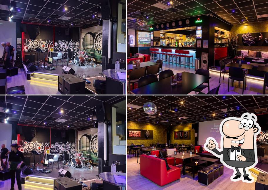 Dai un'occhiata agli interni di The Bank Monza