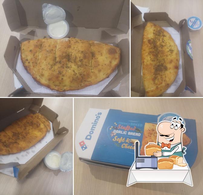 Garlic bread at Domino's Pizza