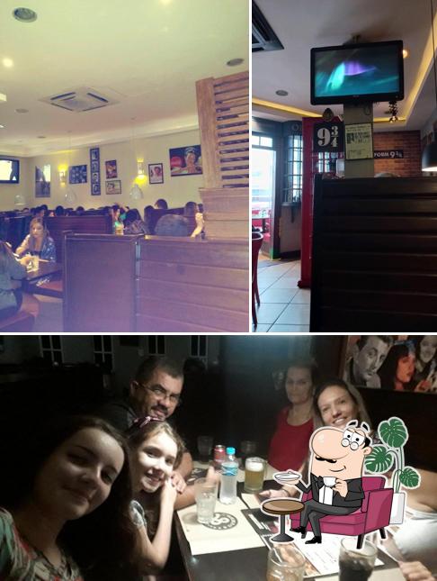 O interior do Demas & Divas