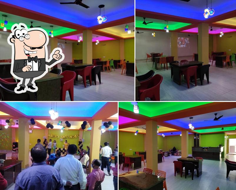 The interior of Cafe Cheese 'N' Grill