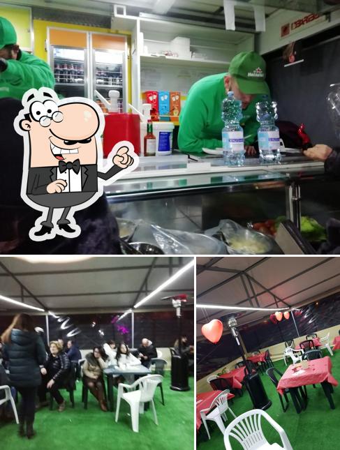 Dai un'occhiata agli interni di Il signore dei panini