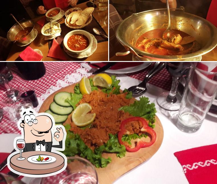 Platti al Restoran Slavonska kuća