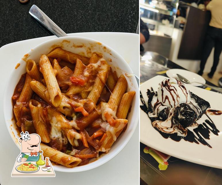 Food at TANCAFE (Coffee Shop Restaurant Tan Cafe)