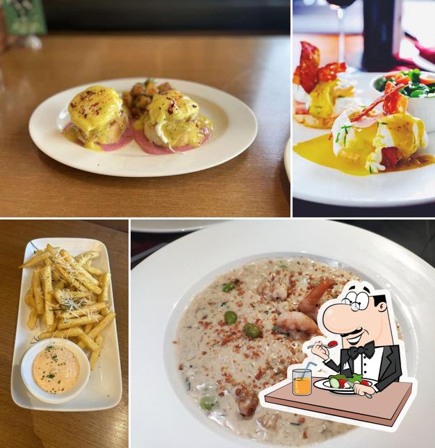 Eggs benedict at Woodside Inn - Bandra