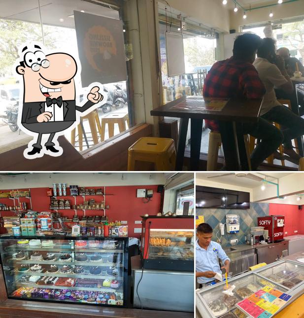 Check out how I Contrast Ice Cream & Thick Shakes Gandhinagar looks inside