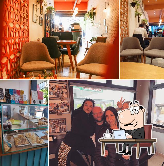 O interior do Ami Café