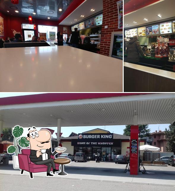 Gli interni di Burger King