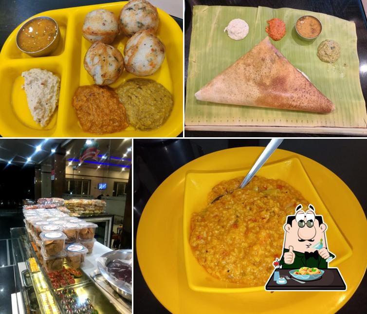 Hotel Salem Saravana Bavan Pure Veg A/C