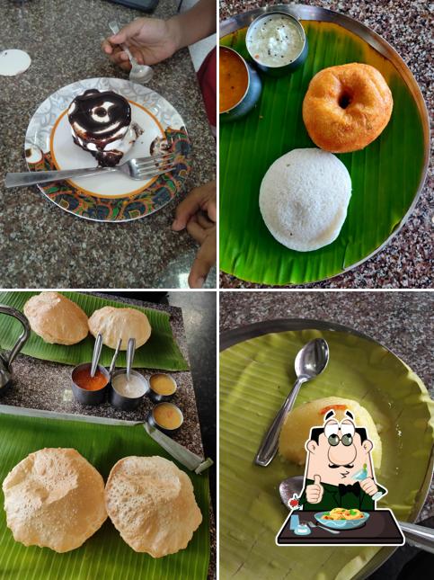 Food at RHR'S AISHWARYAM