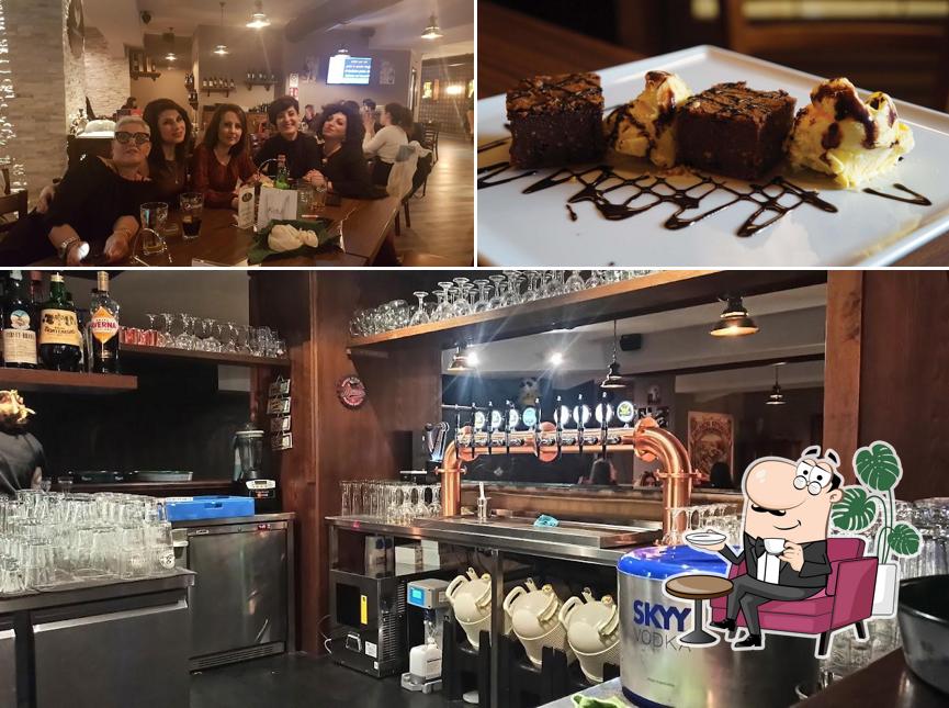 La interni e cibo del ristorante