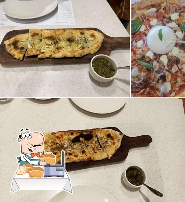 Garlic bread at Si Nonna's - The Original Sourdough Pizza Inorbit Mall, Vashi Navi Mumbai