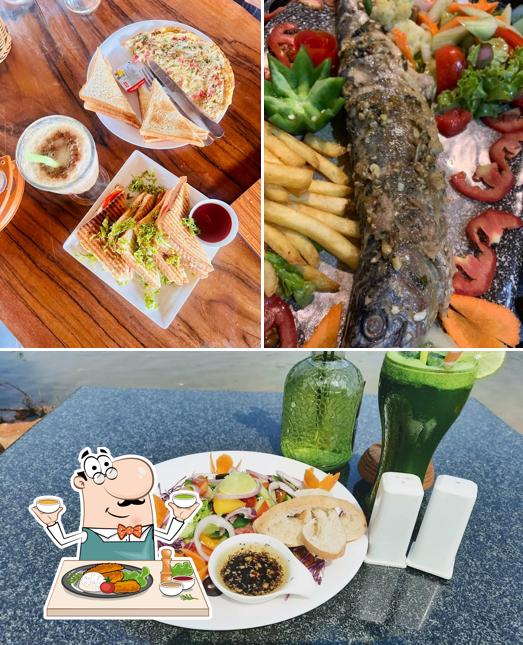 Meals at The Farfalla deck