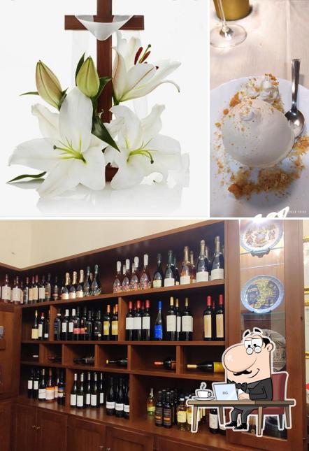 Siediti a un tavolo di Del Cavaliere