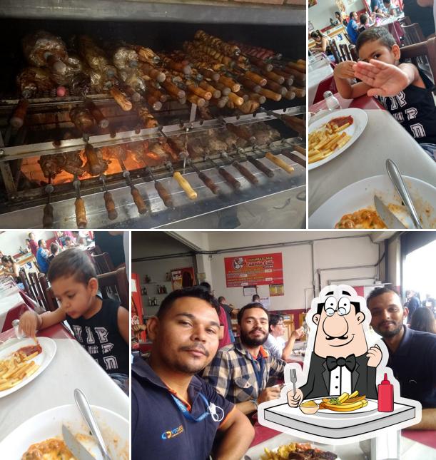 Peça fritas no Churrascaria Taboão Grill