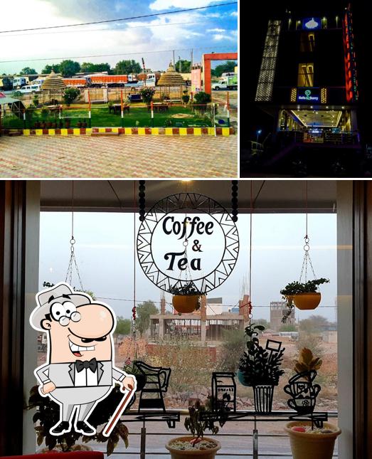 The exterior of Cafe and Curry