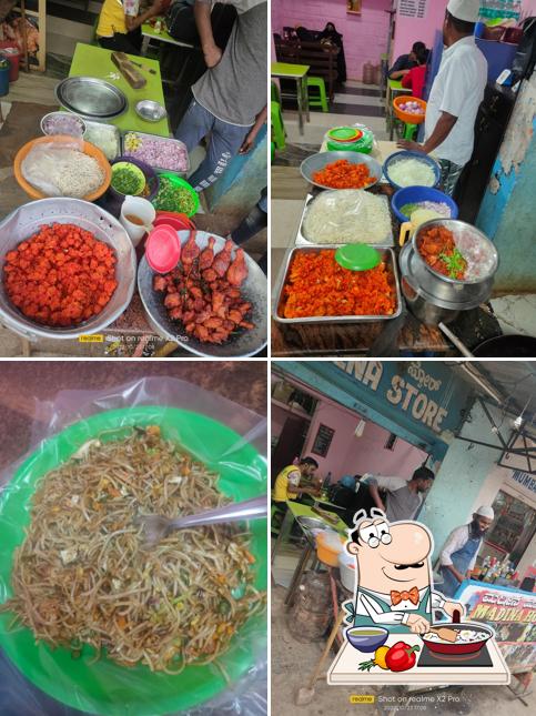 Paella at MAKKAH MADINA HOTEL (Veg & Non-Veg)