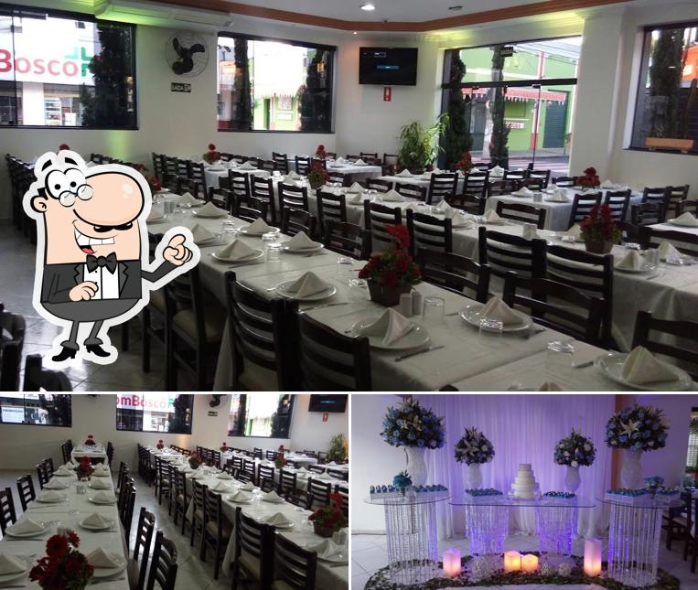 O interior do Tinhos Restaurante Self-Service