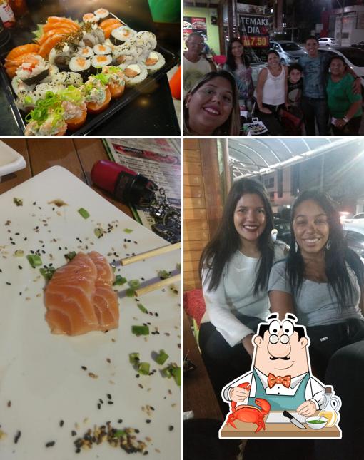 Experimente diversos itens de frutos do mar servidos no Katana Sushi Bar