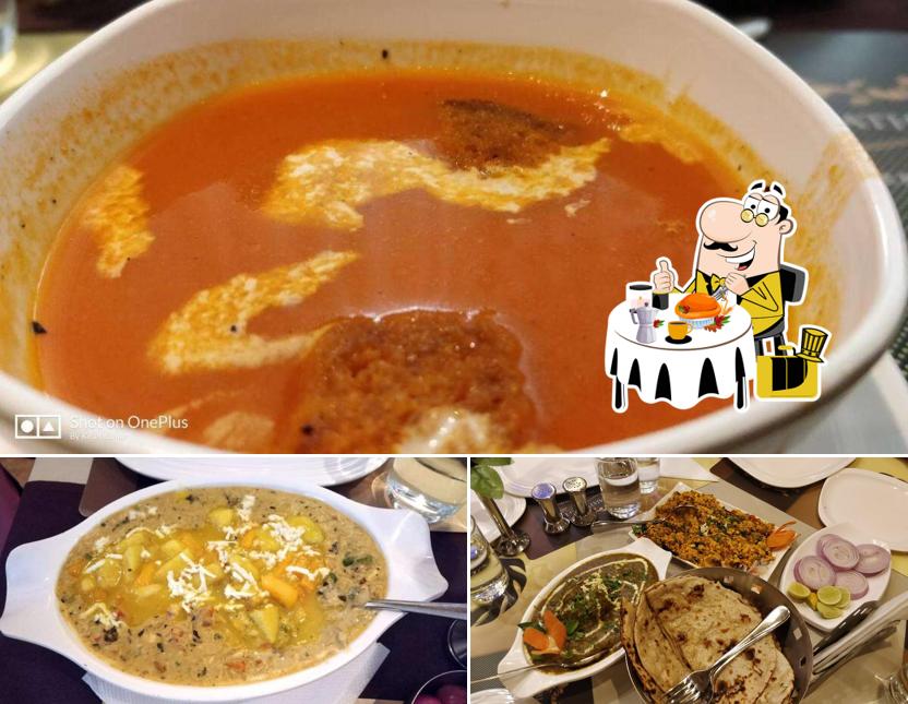 Food at Rajathadri Palace